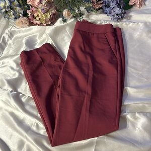 Express Columnist Ankle Size 5 Red/Dark Maroon color. Amazing conditions